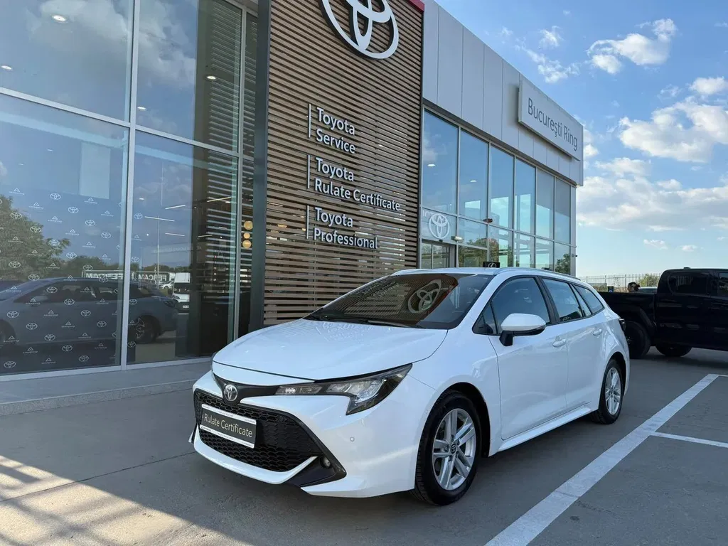Fotografie: 2022 Toyota Corolla