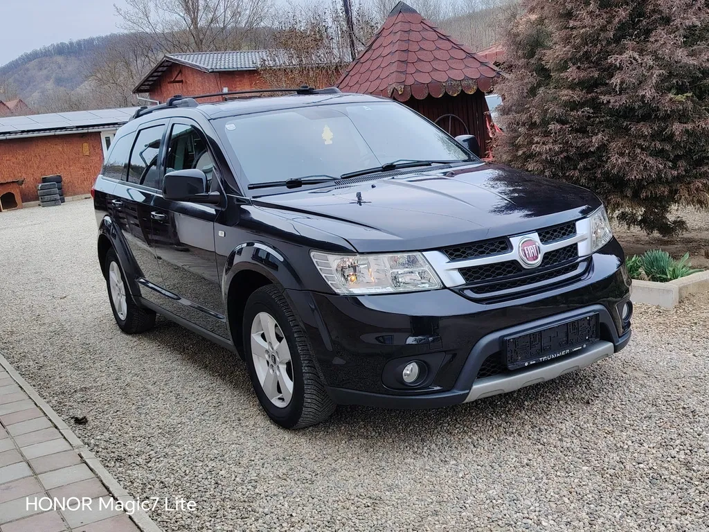 Fotografie: 2012 Fiat Freemont