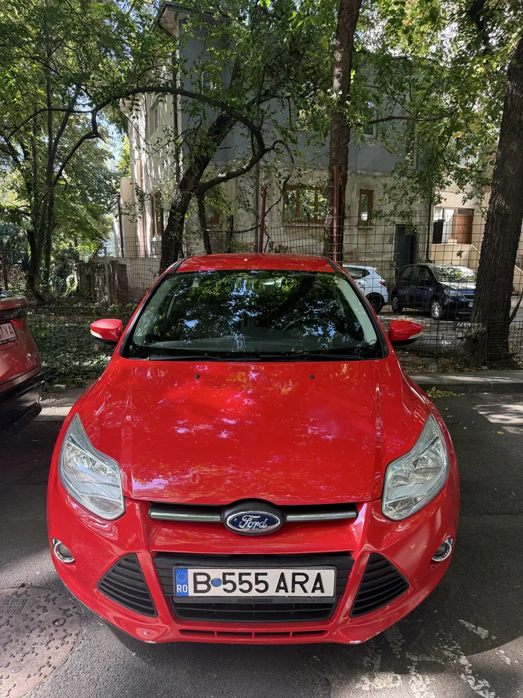 Fotografie: 2014 Ford Focus