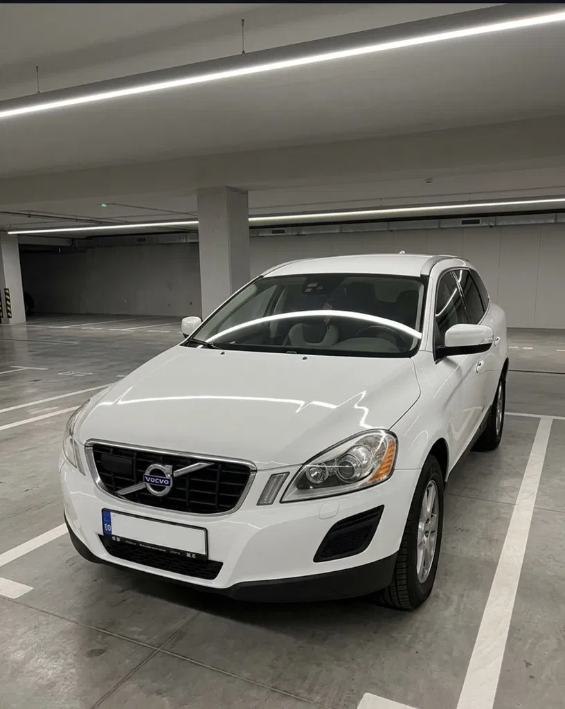 Fotografie: 2013 Volvo XC 60