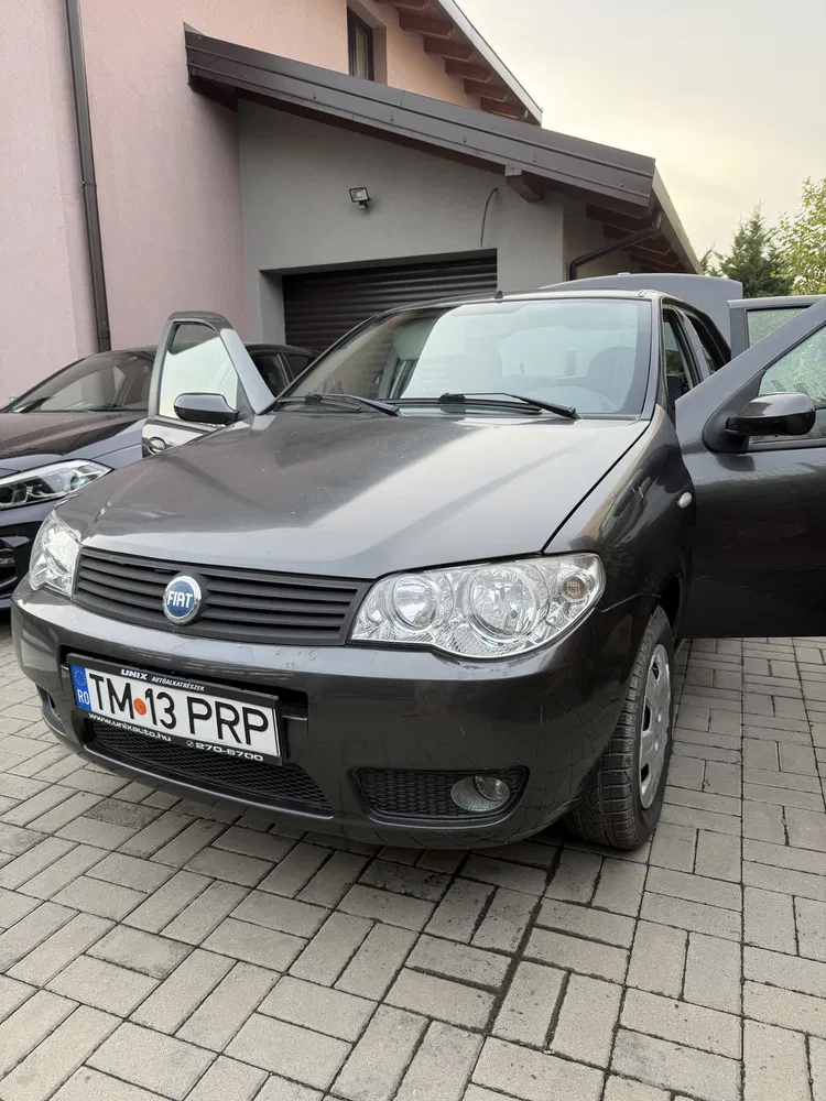 Fotografie: 2006 Fiat Albea