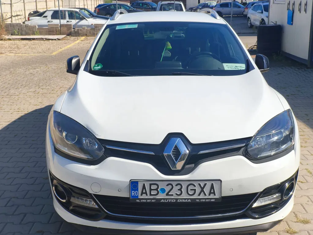 Fotografie: 2016 Renault Megane