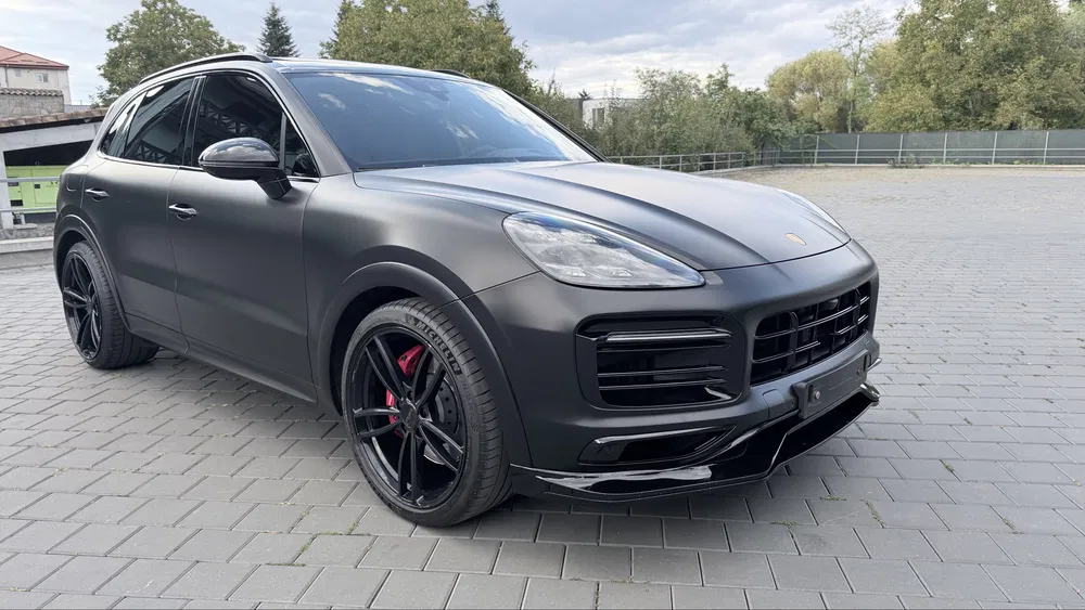 Fotografie: 2022 Porsche Cayenne