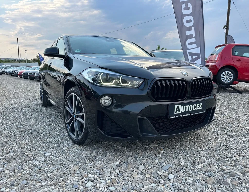 Fotografie: 2018 BMW X2