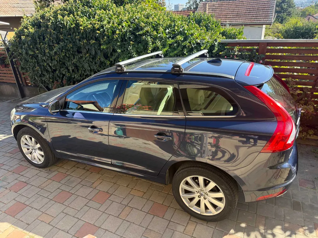 Fotografie: 2012 Volvo XC 60