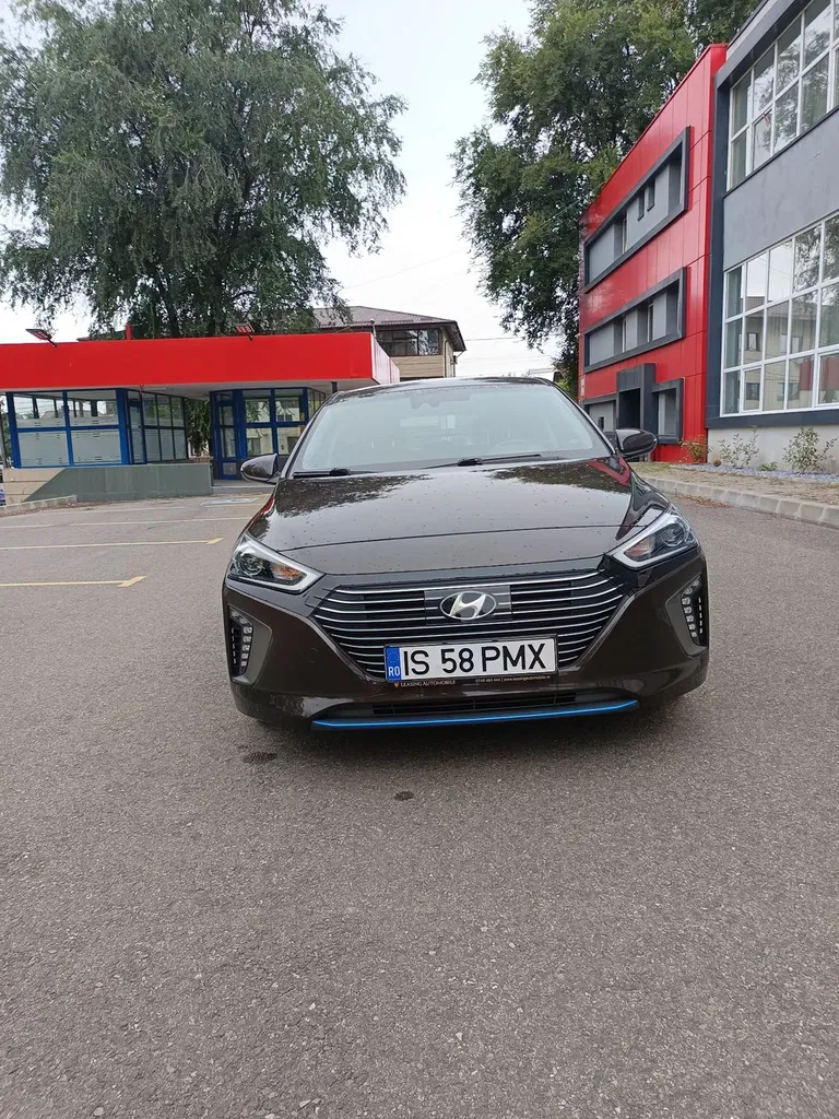 Fotografie: 2018 Hyundai Ioniq