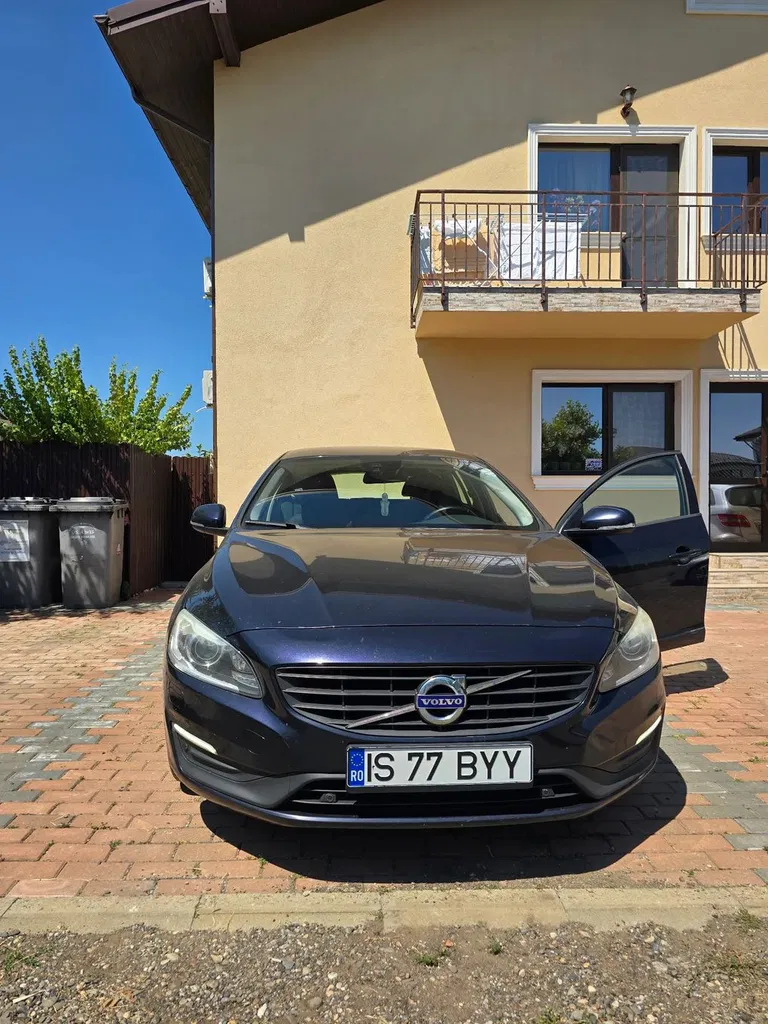 Fotografie: 2016 Volvo V60