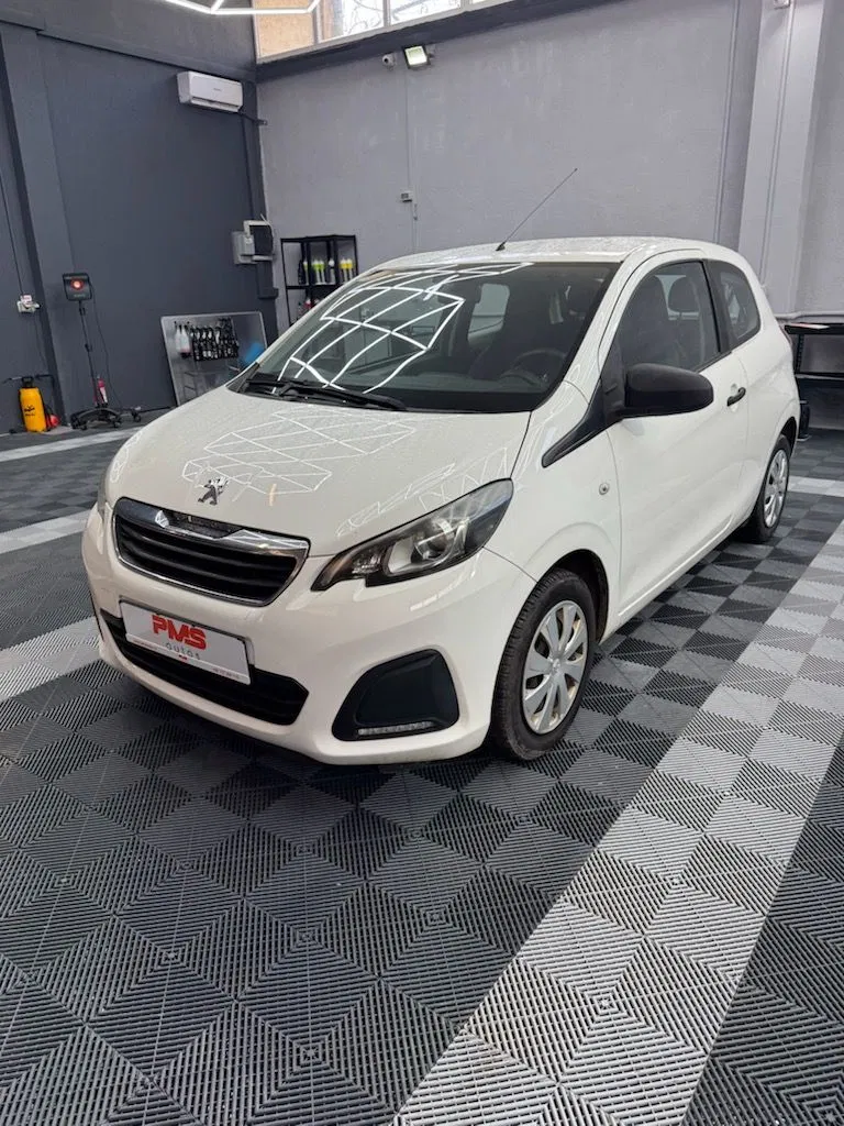Fotografie: 2015 Peugeot 108