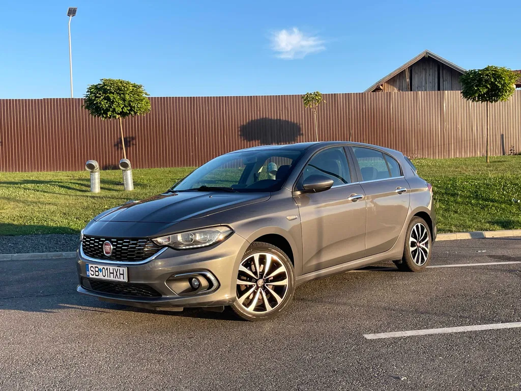 Fotografie: 2020 Fiat Tipo