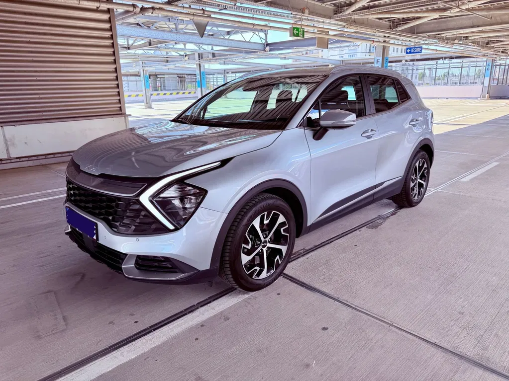 Fotografie: 2023 Kia Sportage