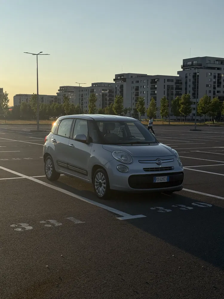 Fotografie: 2016 Fiat 500L