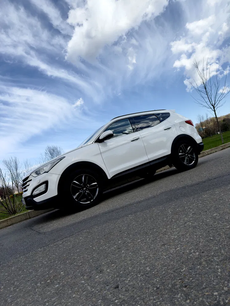 Fotografie: 2015 Hyundai Santa Fe