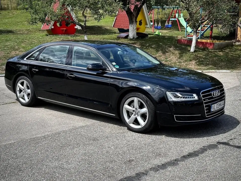 Fotografie: 2016 Audi A8