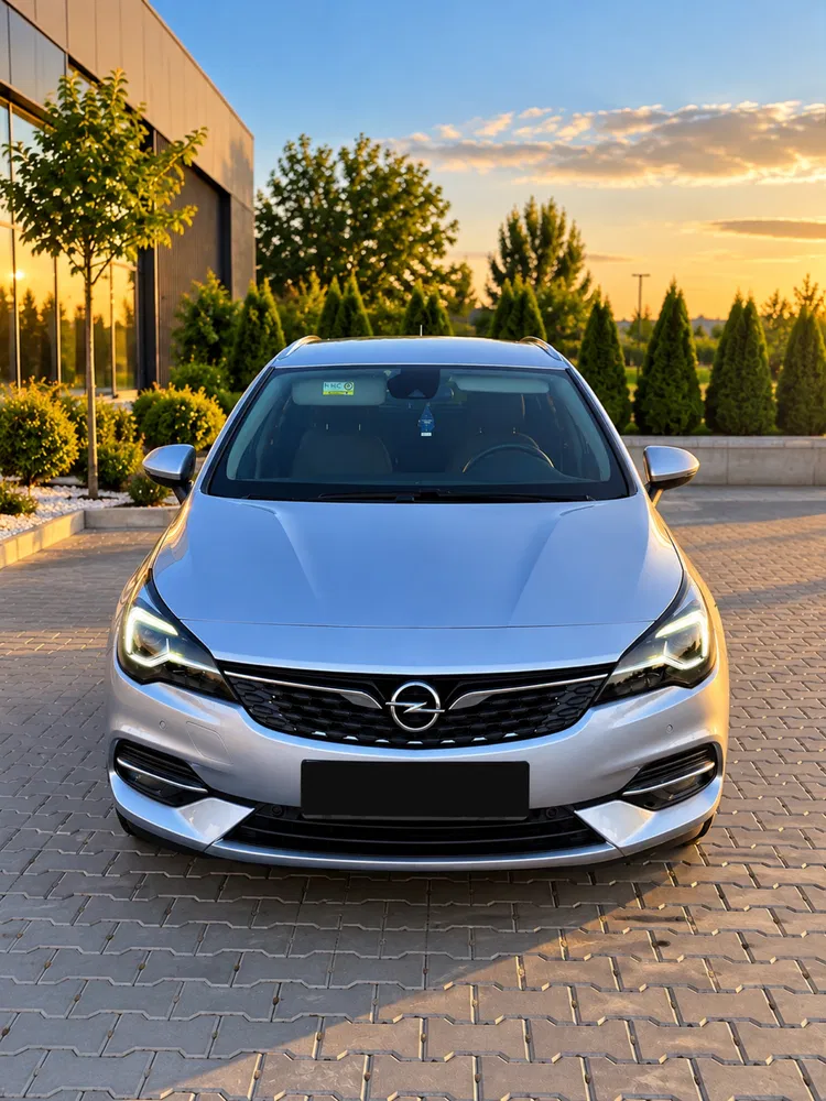 Fotografie: 2020 Opel Astra