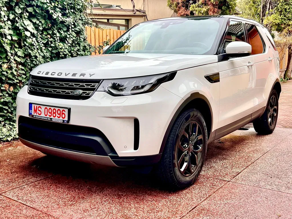 Fotografie: 2019 Land Rover Discovery