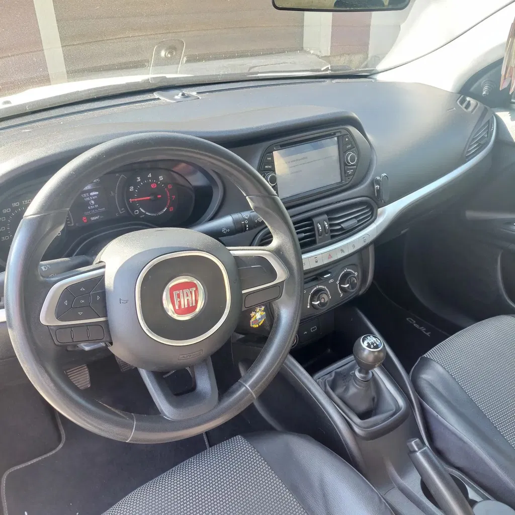 Fotografie: 2019 Fiat Tipo