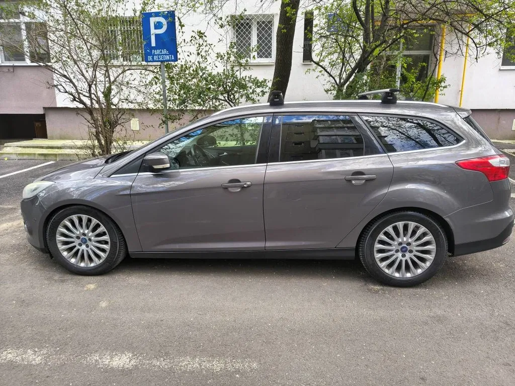 Fotografie: 2011 Ford Focus