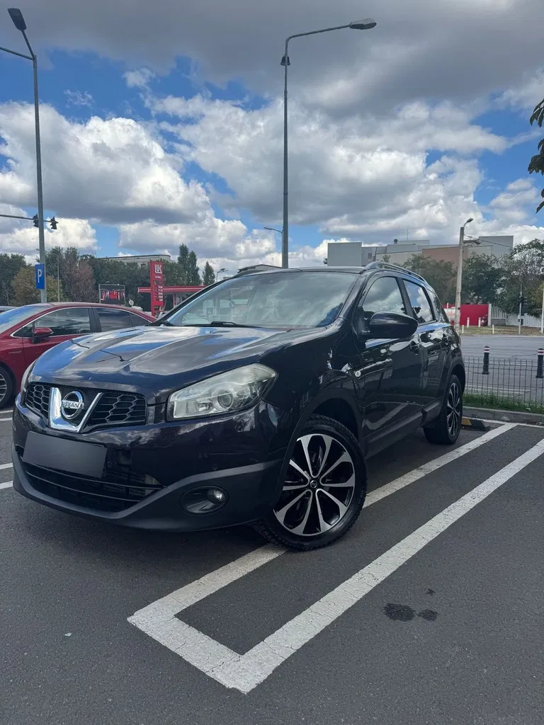 Fotografie: 2011 Nissan Qashqai