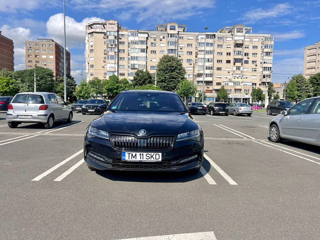 Fotografie: 2021 Skoda Superb