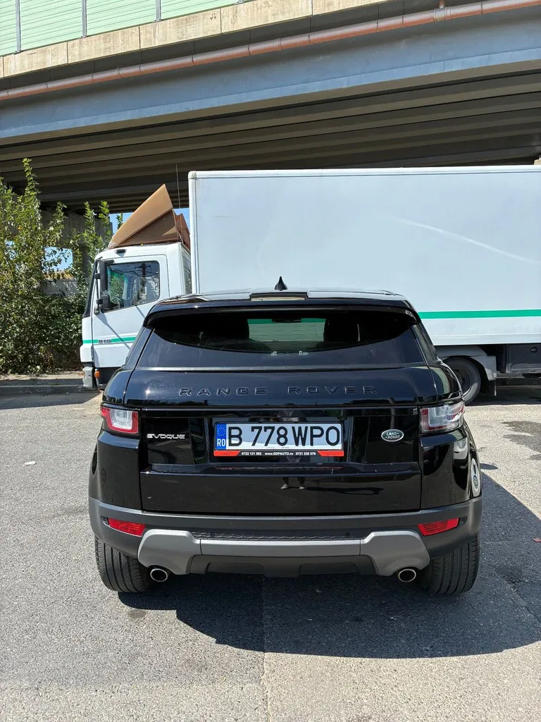 Fotografie: 2018 Land Rover Range Rover Evoque