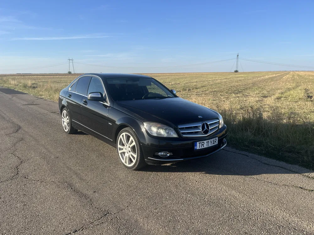 Fotografie: 2009 Mercedes-Benz C