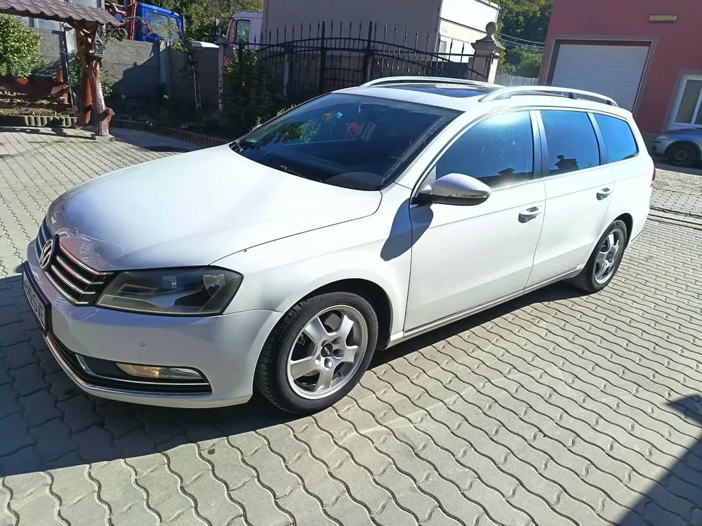 Fotografie: 2012 Volkswagen Passat