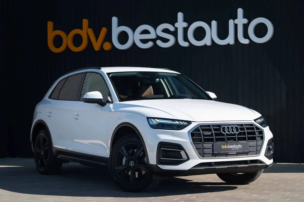 Fotografie: 2022 Audi Q5