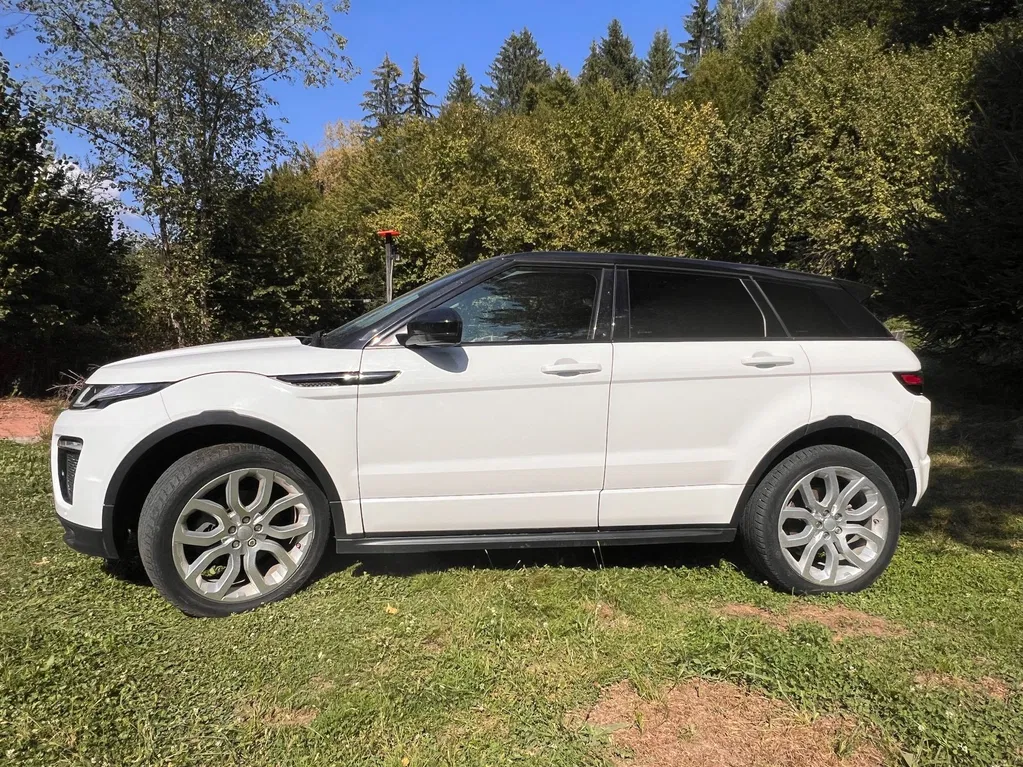 Fotografie: 2016 Land Rover Range Rover Evoque