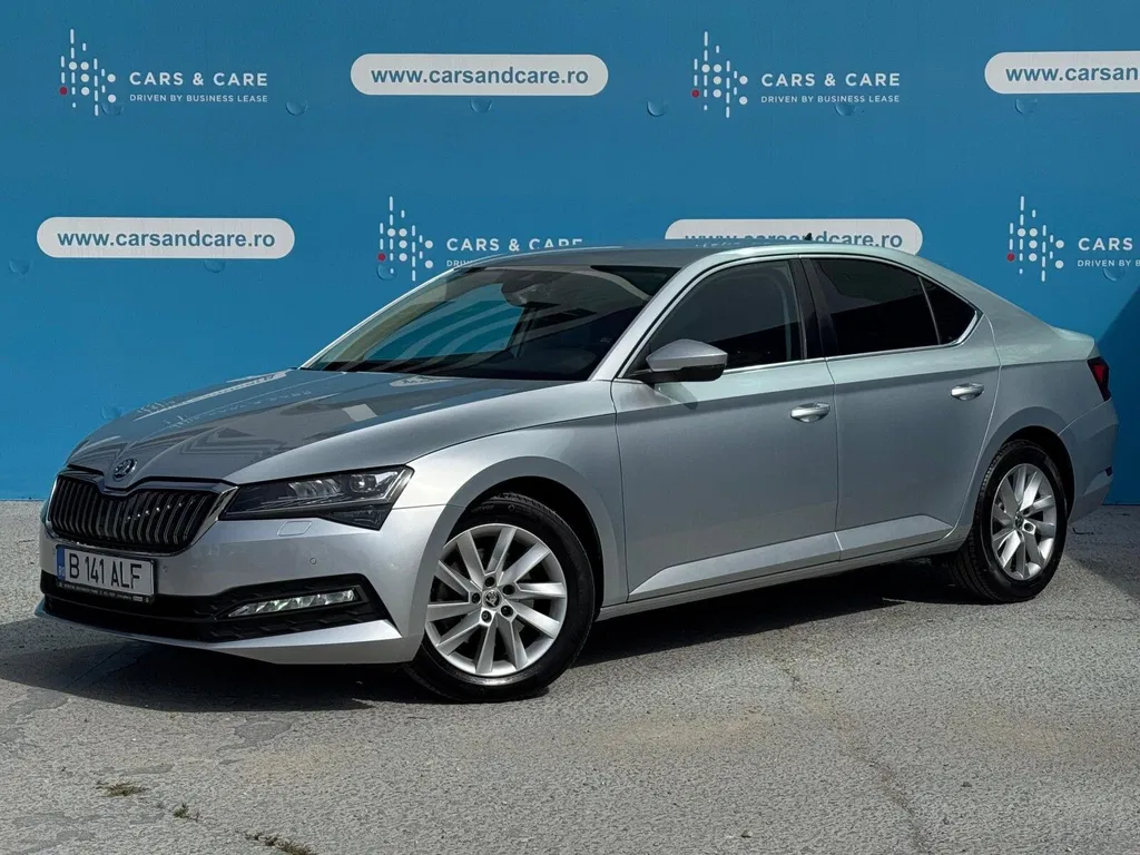 Fotografie: 2021 Skoda Superb