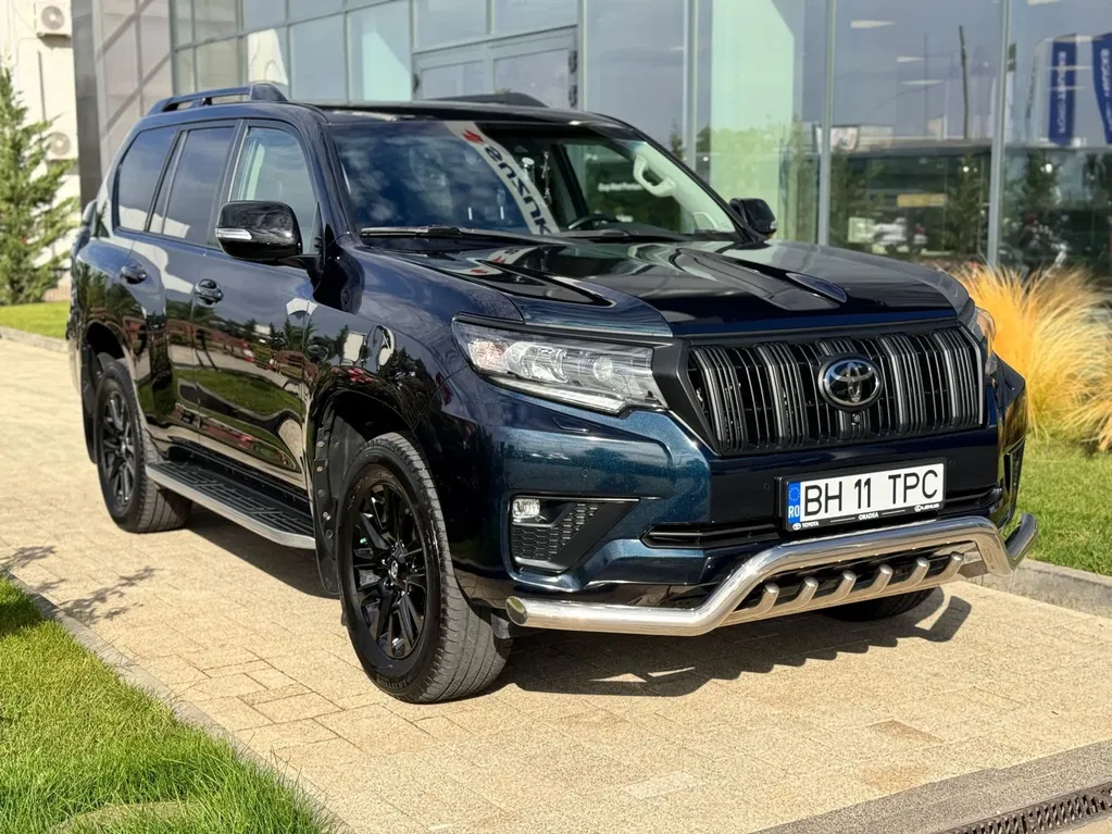 Fotografie: 2022 Toyota Land Cruiser