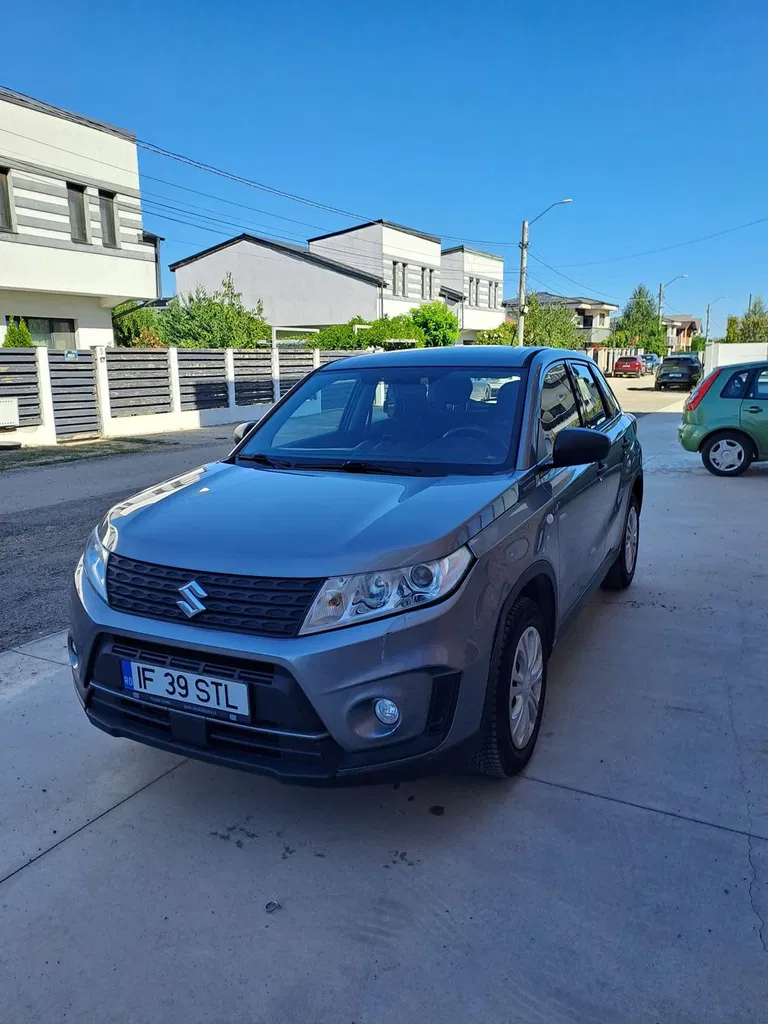 Fotografie: 2018 Suzuki Vitara