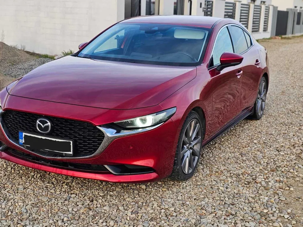 Fotografie: 2019 Mazda 3