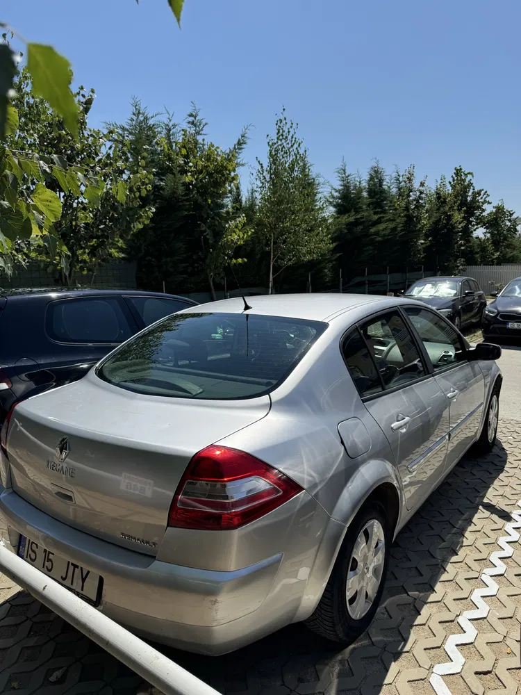 Fotografie: 2007 Renault Megane