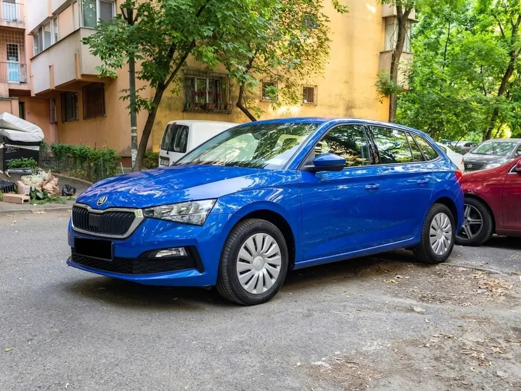 Fotografie: 2021 Skoda Scala
