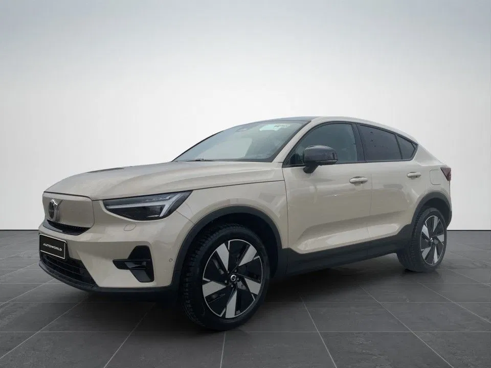 Fotografie: 2025 Volvo C40