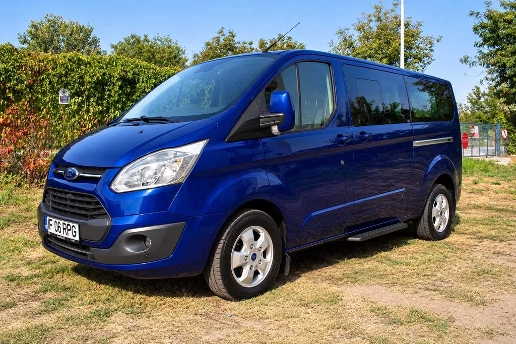 Fotografie: 2017 Ford Tourneo Custom