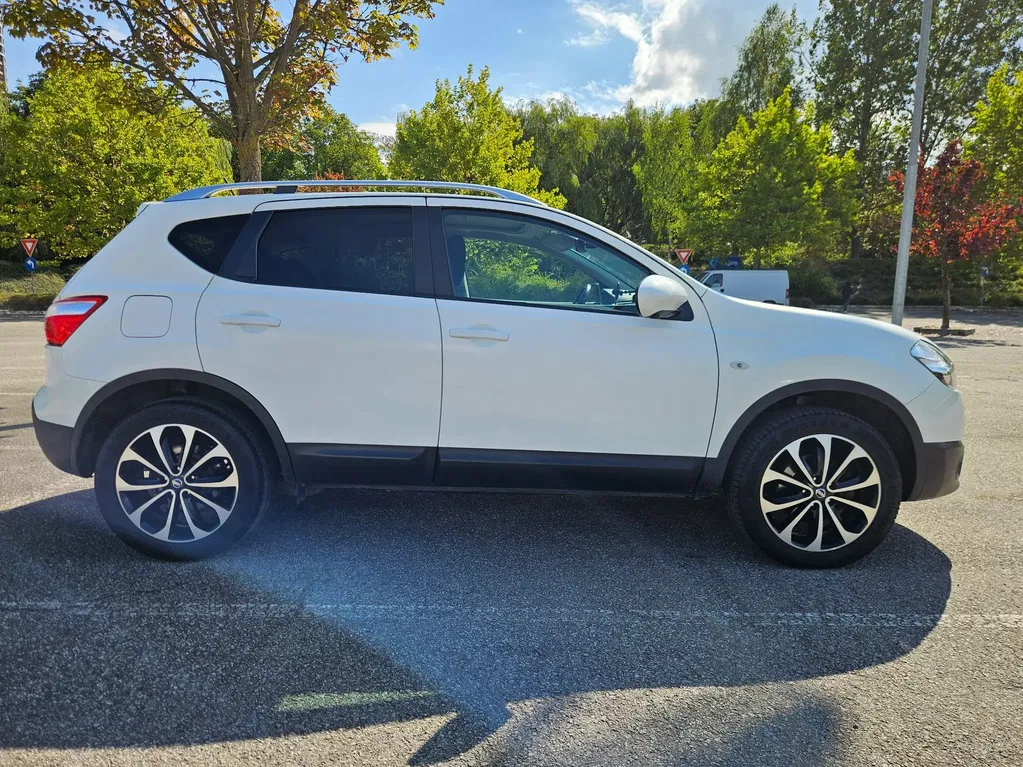 Fotografie: 2012 Nissan Qashqai