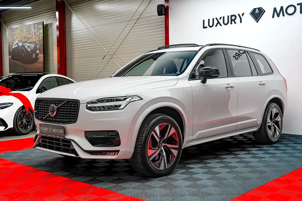 Fotografie: 2022 Volvo XC 90