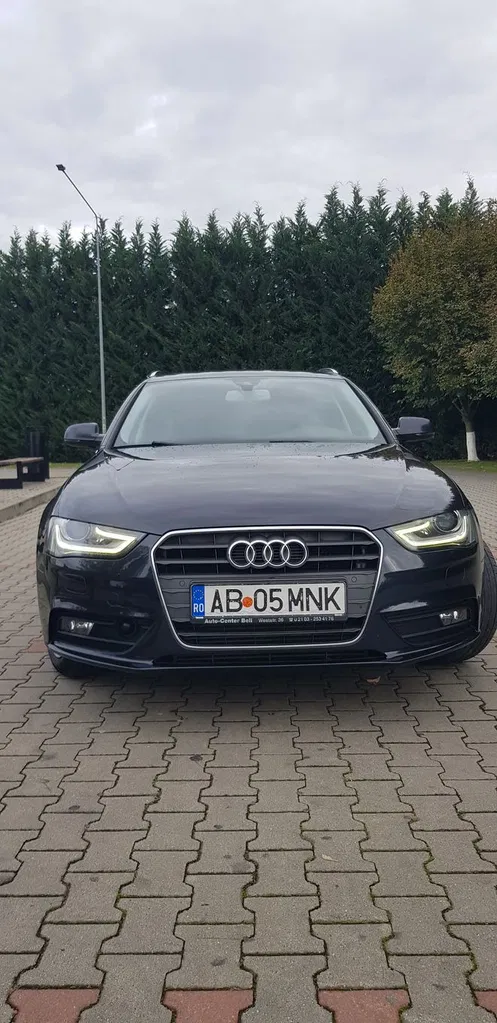 Fotografie: 2013 Audi A4 Limuzina