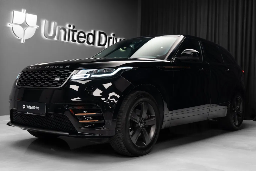 Fotografie: 2019 Land Rover Range Rover Velar