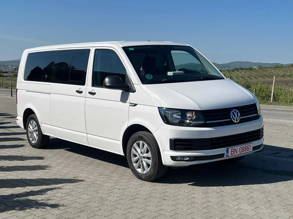 Fotografie: 2017 Volkswagen Caravelle