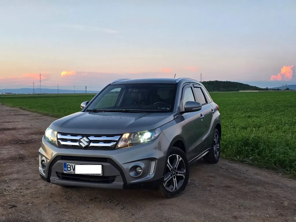 Fotografie: 2015 Suzuki Vitara