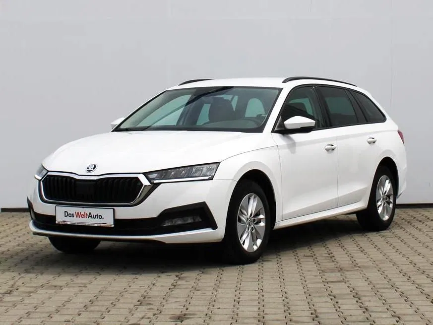 Fotografie: 2022 Skoda Octavia