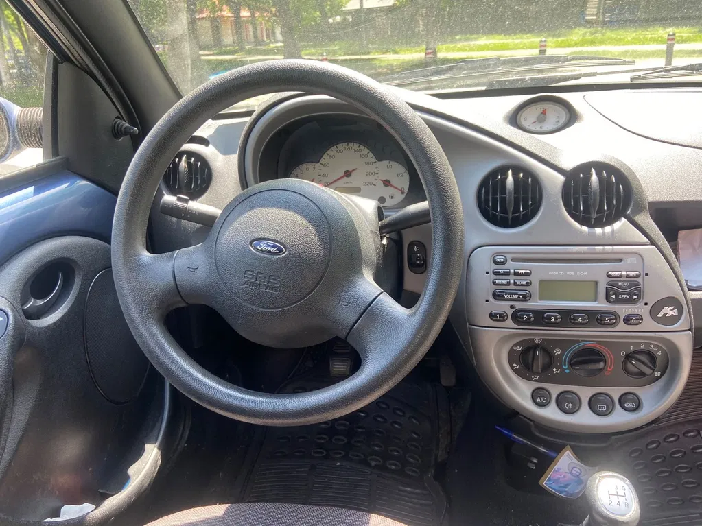 Fotografie: 2006 Ford KA