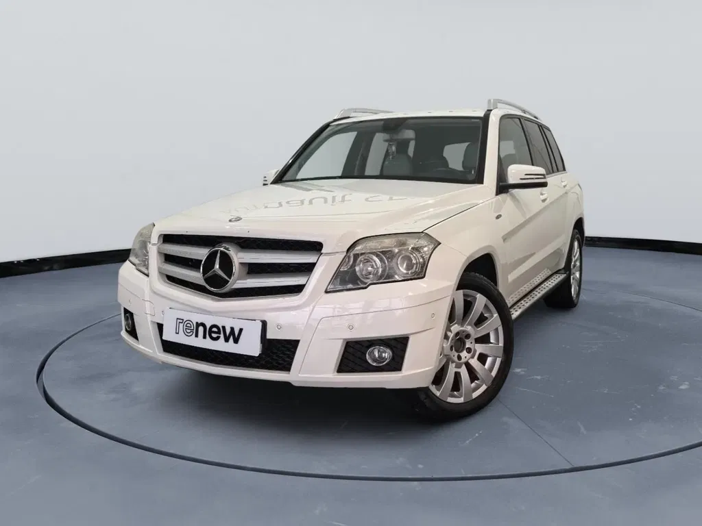 Fotografie: 2011 Mercedes-Benz GLK