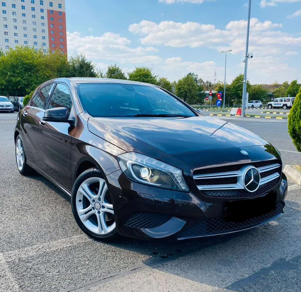 Fotografie: 2014 Mercedes-Benz A 200
