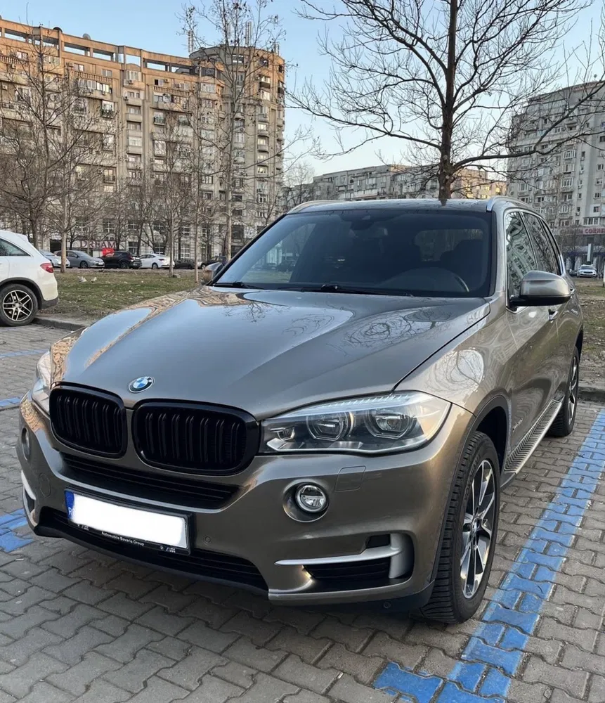 Fotografie: 2018 BMW X5