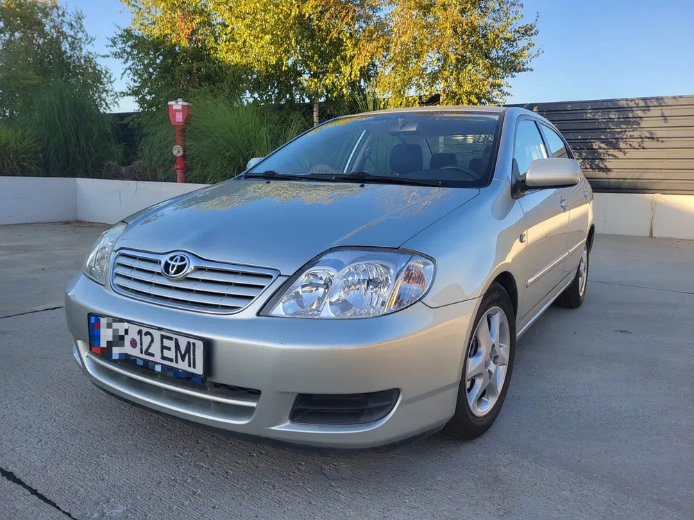 Fotografie: 2006 Toyota Corolla