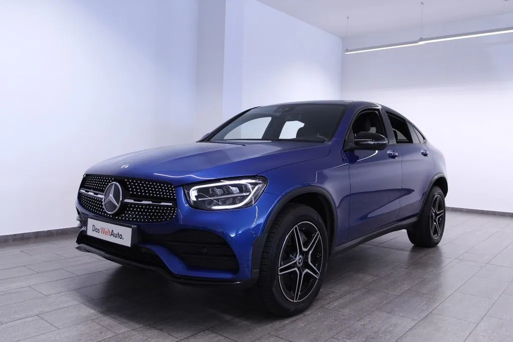 Fotografie: 2022 Mercedes-Benz GLC