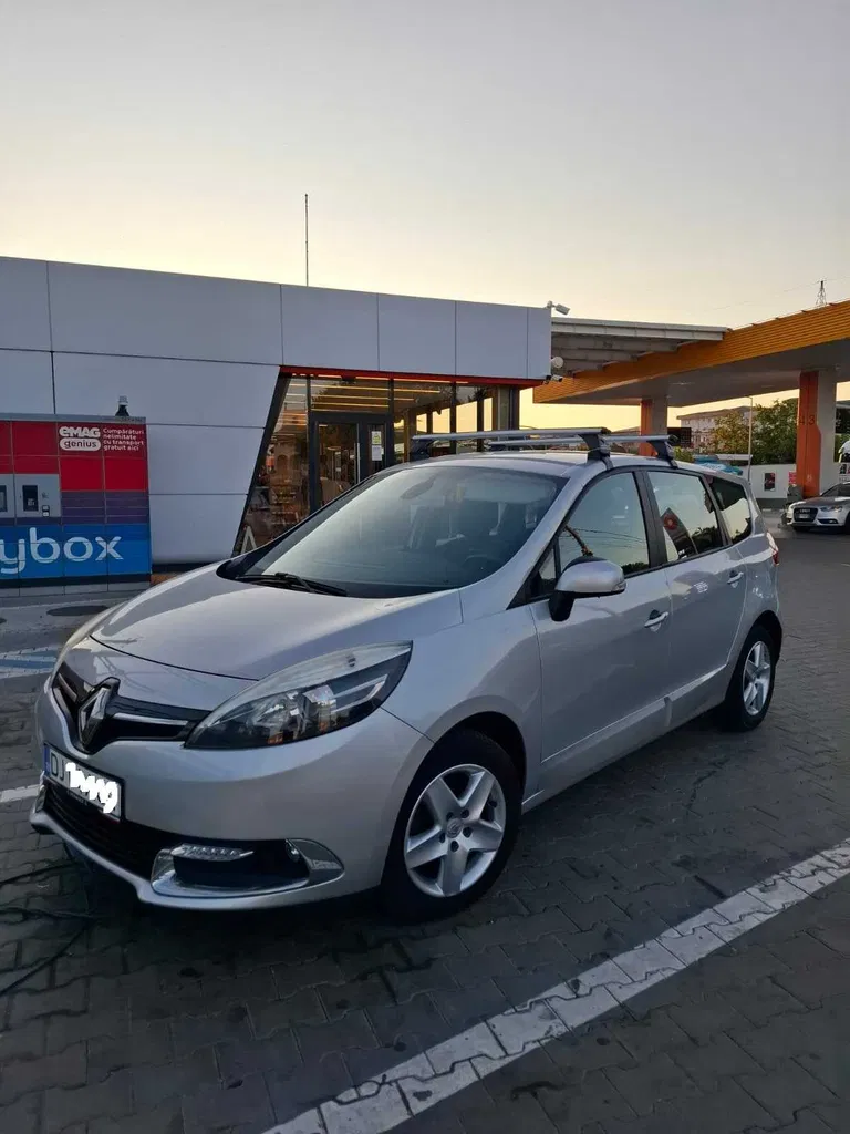 Fotografie: 2013 Renault Scenic